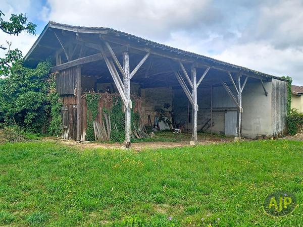Vente parking Lesparre Medoc : 108 190 € - AJP Lesparre Immobilier