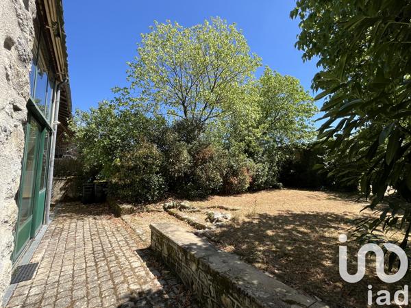 Maison à vendre 6 pièces 162 m² Terres-de-Haute-Charente