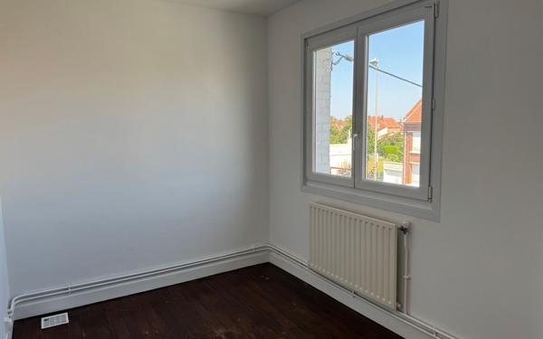 Maison à vendre    4 pièces •  Cambrai