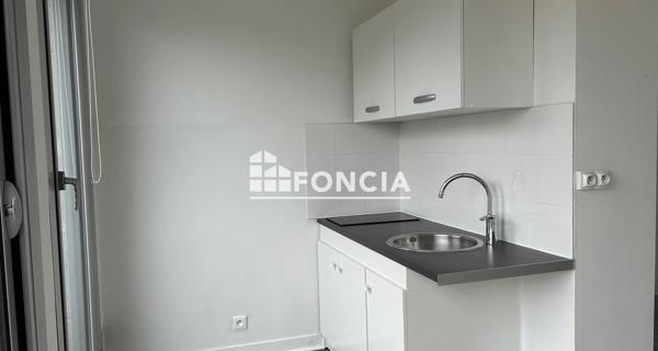Location Studio 28.09 m² - Boulogne-billancourt 92100