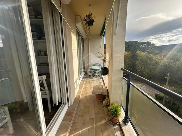 A VENDRE 13100 AIX EN PROVENCE  APPARTEMENT T3 DE 56 M² PARC BEAUREGARD