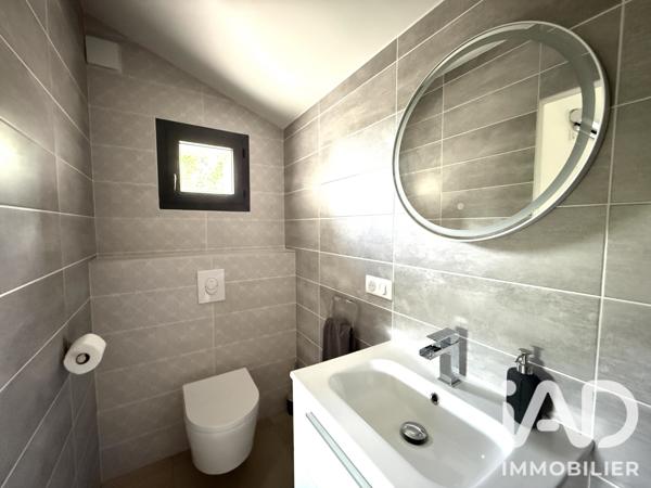 Maison à vendre 4 pièces 118 m² Saint-Julien-Molin-Molette