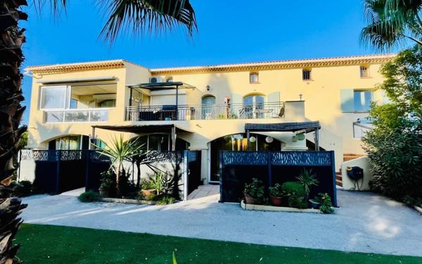 Immeuble à vendre    26 pièces •  La Crau