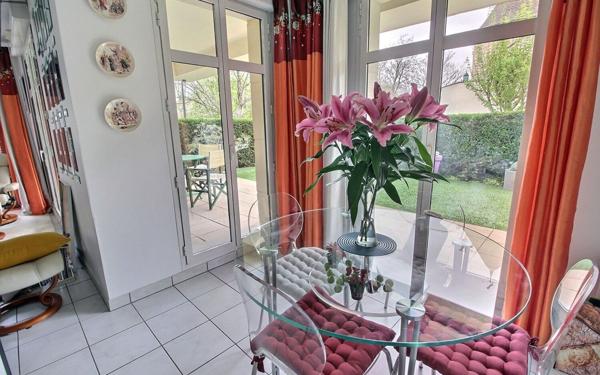 Appartement à vendre    4 pièces • 99,83 m2 Joinville-le-Pont