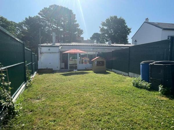 Maison de plain-pied - 2 chambres - jardin - Etangs de Guindreff au bout de la rue -