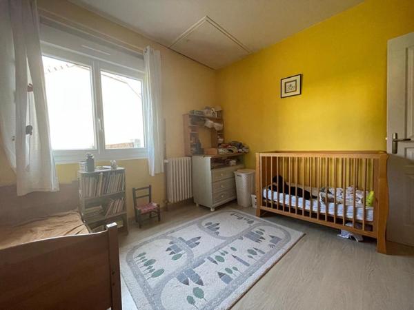 Maison de plain-pied - 2 chambres - jardin - Etangs de Guindreff au bout de la rue -