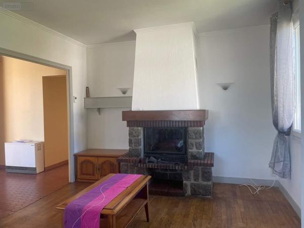 Maison à vendre à Aron en Mayenne (53440), ref : 046/861