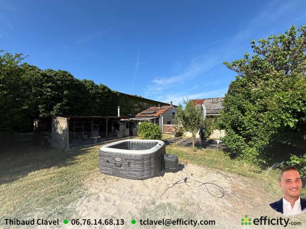 Maison
         6 pièces
        - 138 m² 218 400 € *