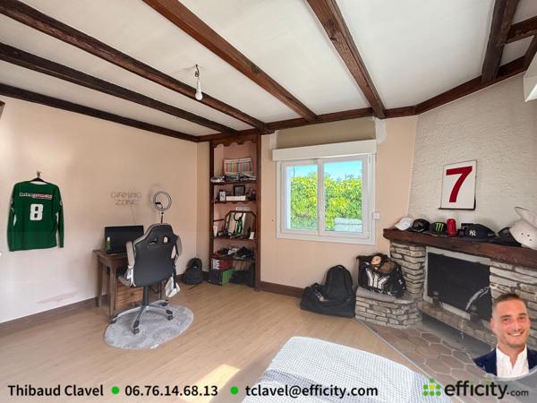 Maison
         6 pièces
        - 138 m² 218 400 € *