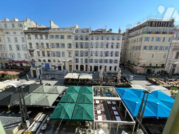 Cours ESTIENNE D' ORVES 13001 MARSEILLE, T3 traversant très bon état, surface 53.65m².