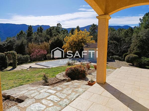 07140 : Villa avec piscine sur terrain de 1950 m²