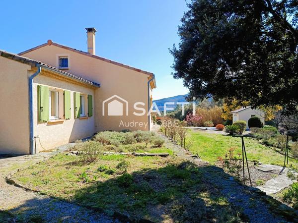 07140 : Villa avec piscine sur terrain de 1950 m²