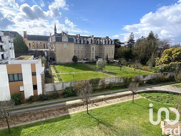 Appartement 4 pièces de 76 m² à Rennes (35000)