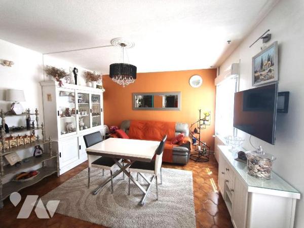 SAINT MARTIN DE CRAU, à 5mn du centre dans résidence calme, joli appartement de type f2 situé a...