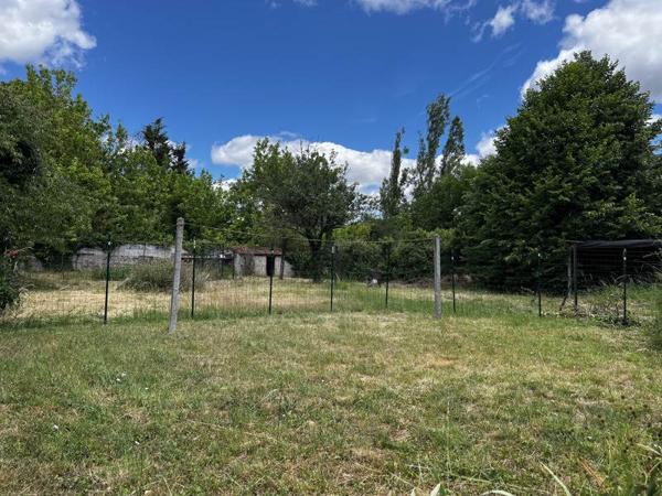 Appartement à louer 350 € CC Orval 1 pièce 20 m² DPE D