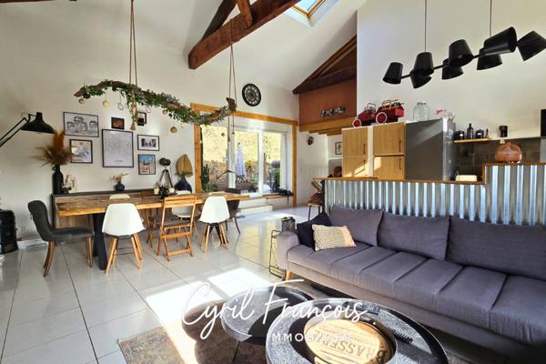 Maison
         6 pièces
        - 146 m² Exclusivité