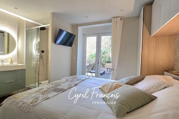 Maison
         6 pièces
        - 146 m² Exclusivité