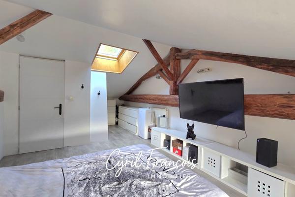 Maison
         6 pièces
        - 146 m² Exclusivité