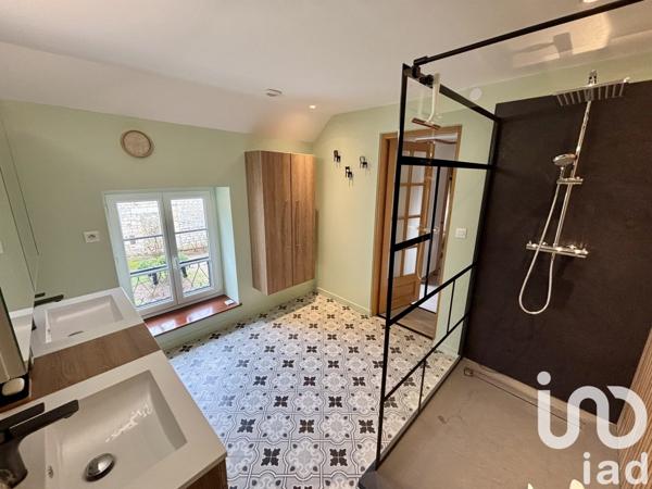 Demeure 7 pièces de 224 m² à Lachelle (60190)