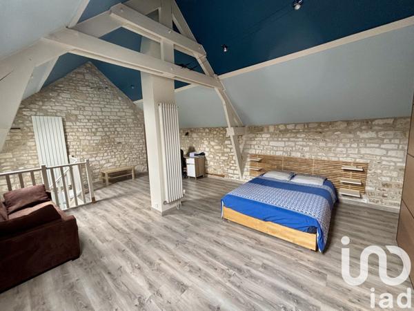 Demeure 7 pièces de 224 m² à Lachelle (60190)