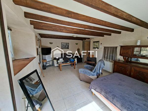 Maison de 6 pièces sur un terrain de 2280 m².
