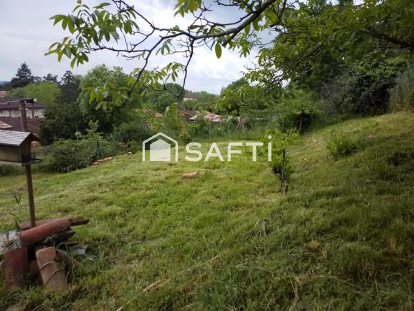 Maison de 6 pièces sur un terrain de 2280 m².