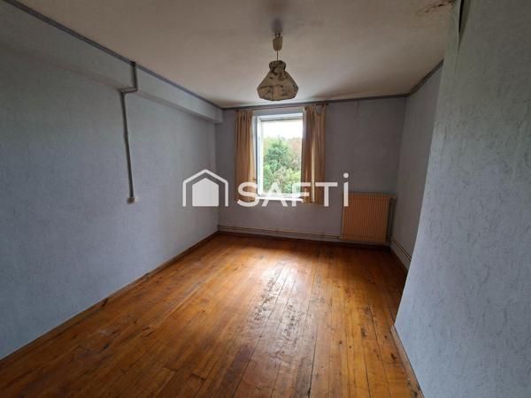 Maison de 6 pièces sur un terrain de 2280 m².