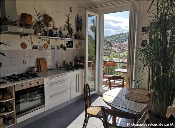 Appartement
         3 pièces
        - 54 m² 75 000 € *