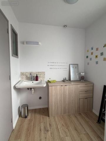 Local Professionnel et commercial à louer à Névez dans le Finistère (29920), ref : 11286/901 centre bourg