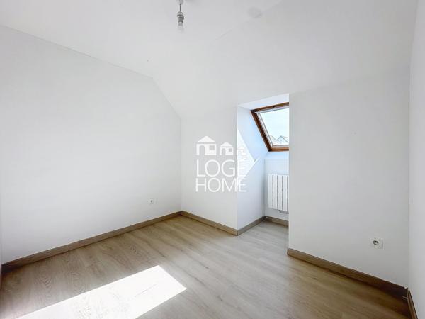 Joli semi plain-pied individuel de 2012 3 chambres poss 4 terrasse jardin garage + parkings privatifs