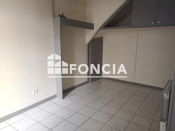 Location Studio 19.9 m² - 9 RUE DELBOURG Agen 47000