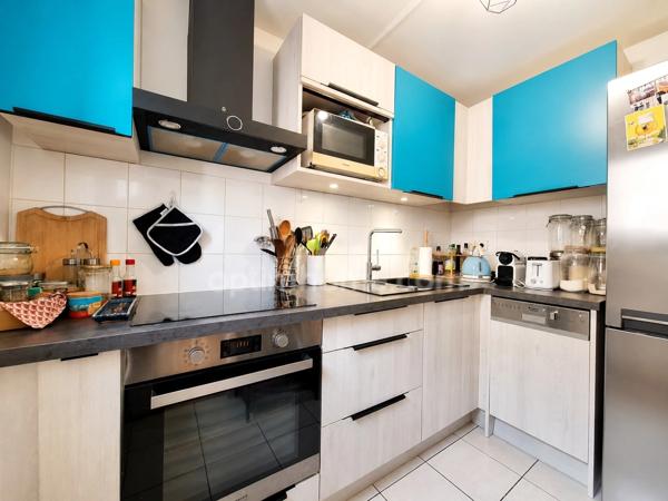 Appartement à vendre 2 pièces VILLEJUIF (94)
