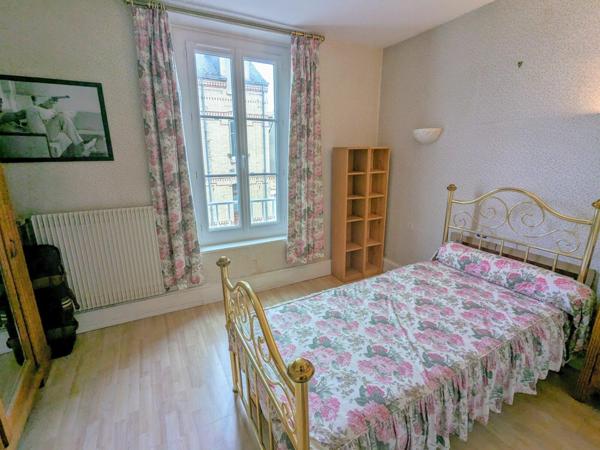 Maison à vendre    8 pièces • 162 m2 Orléans