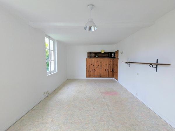 Maison à vendre    8 pièces • 162 m2 Orléans