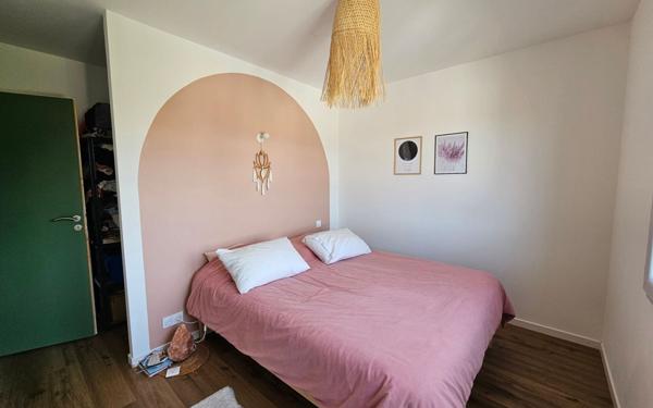 Maison à vendre    4 pièces •  Urcuit