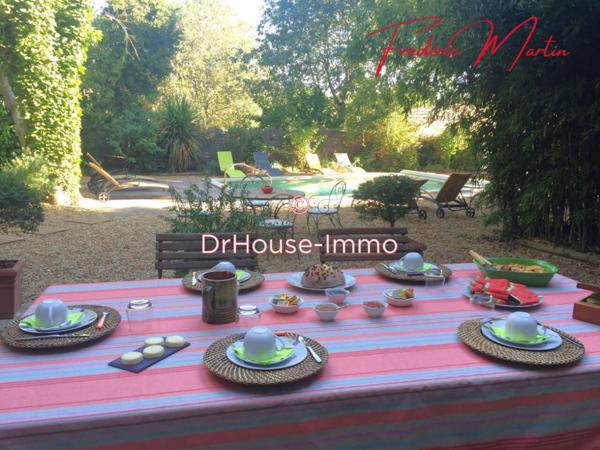 Maison à vendre 10 pièces de 550 m²