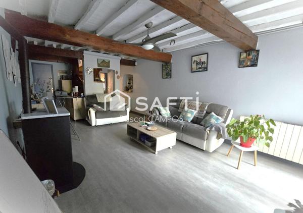 Maison de ville avec 3 chambres, bureau et jardin