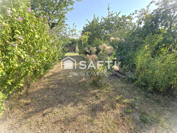 Maison de ville avec 3 chambres, bureau et jardin