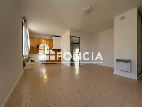 Location Studio 26.59 m² - 52 AVENUE GABRIEL PERI Villeneuve Les Avignon 30400