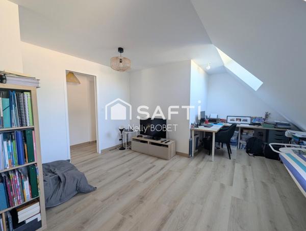 COUP DE CŒUR ASSURÉ : MAISON RENOVÉE (2023), POTENTIEL D'EXTENSION ET DOUBLE GARAGE !