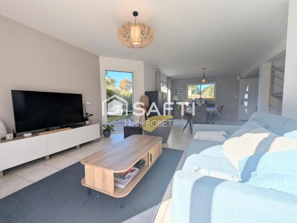 COUP DE CŒUR ASSURÉ : MAISON RENOVÉE (2023), POTENTIEL D'EXTENSION ET DOUBLE GARAGE !