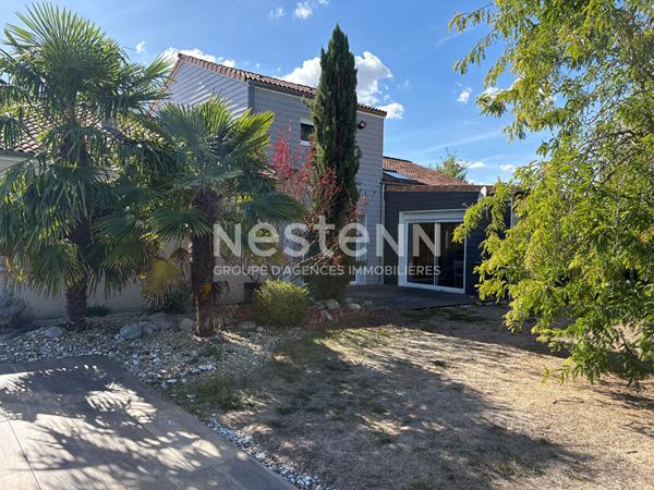 Belle maison spacieuse avec piscine à vendre à Noirterre Bressuire