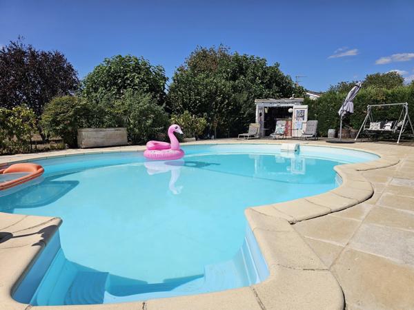 Cinq chambres et piscine