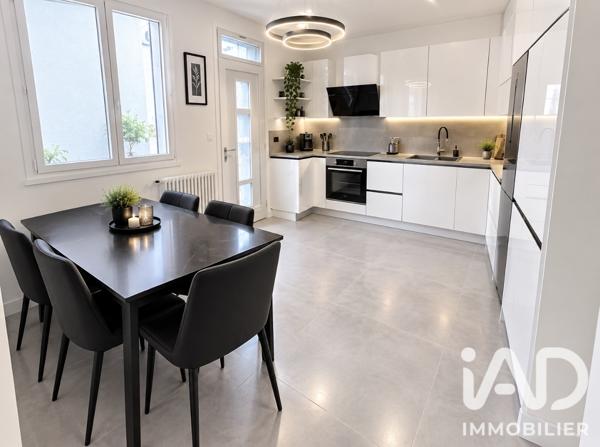 Maison à vendre 5 pièces 109 m² Villeneuve-le-Roi