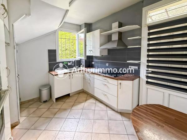 Vente                                                      Maison
                        
                     5 pièces                      99 m2                     à Soisy-sur-Seine