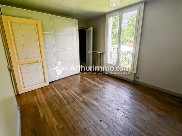 Vente                                                      Maison
                        
                     5 pièces                      99 m2                     à Soisy-sur-Seine