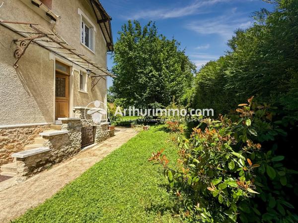 Vente                                                      Maison
                        
                     5 pièces                      99 m2                     à Soisy-sur-Seine