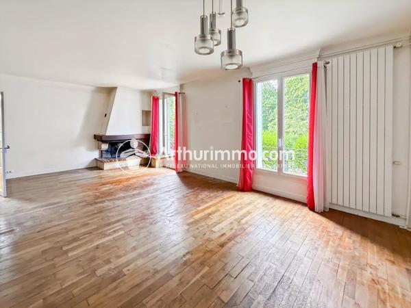 Vente                                                      Maison
                        
                     5 pièces                      99 m2                     à Soisy-sur-Seine