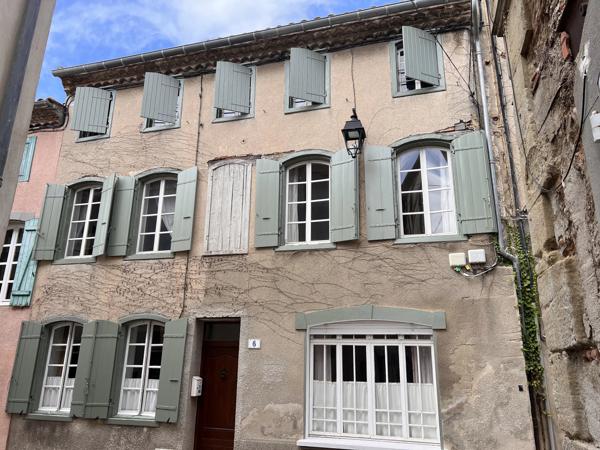 Montréal – Spacieuse maison familiale au coeur d’un village dynamique.
