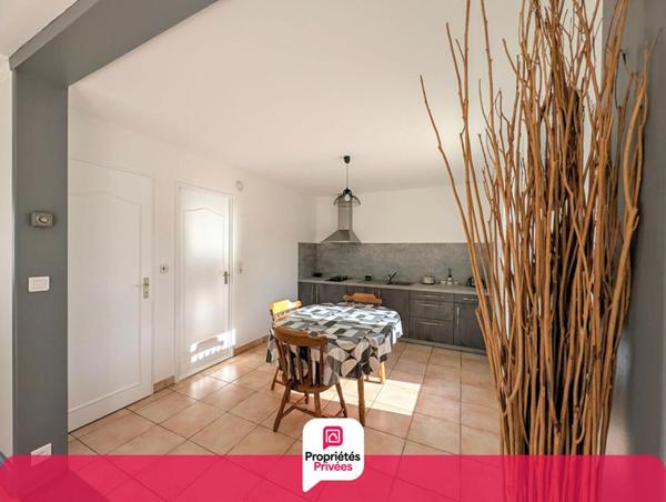 Maison  4 pièce(s) 91 m2 Chateaubernard